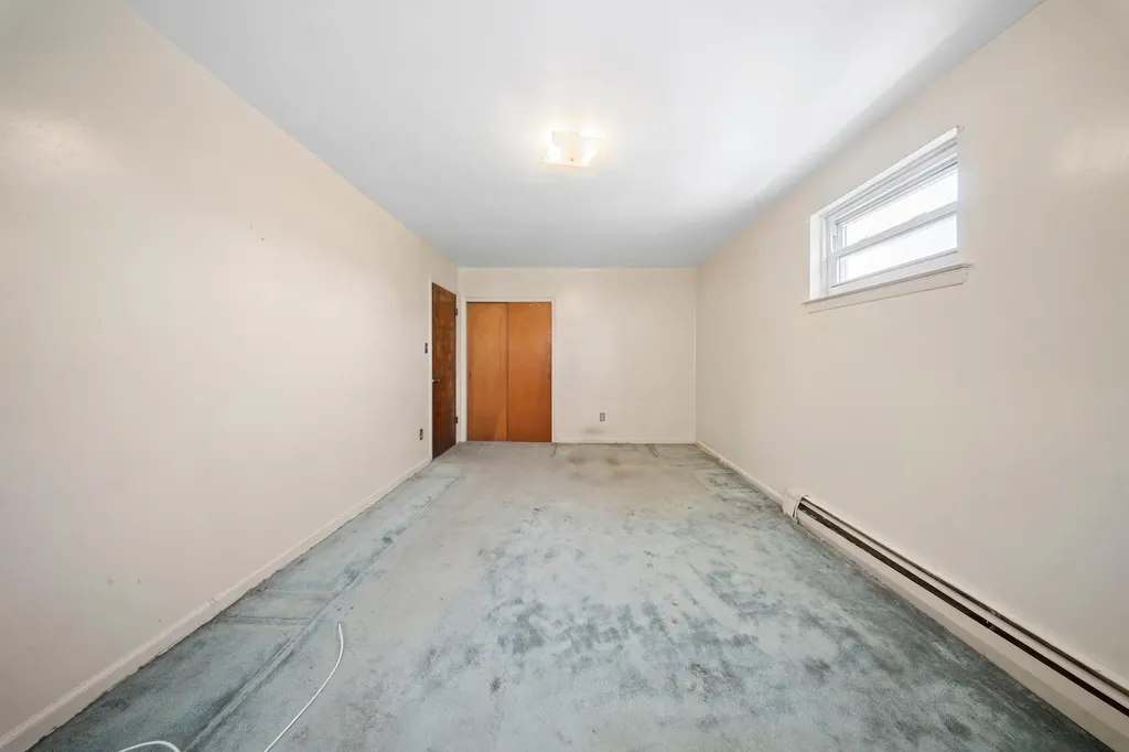 2019 Givan Avenue Bronx NY 10475