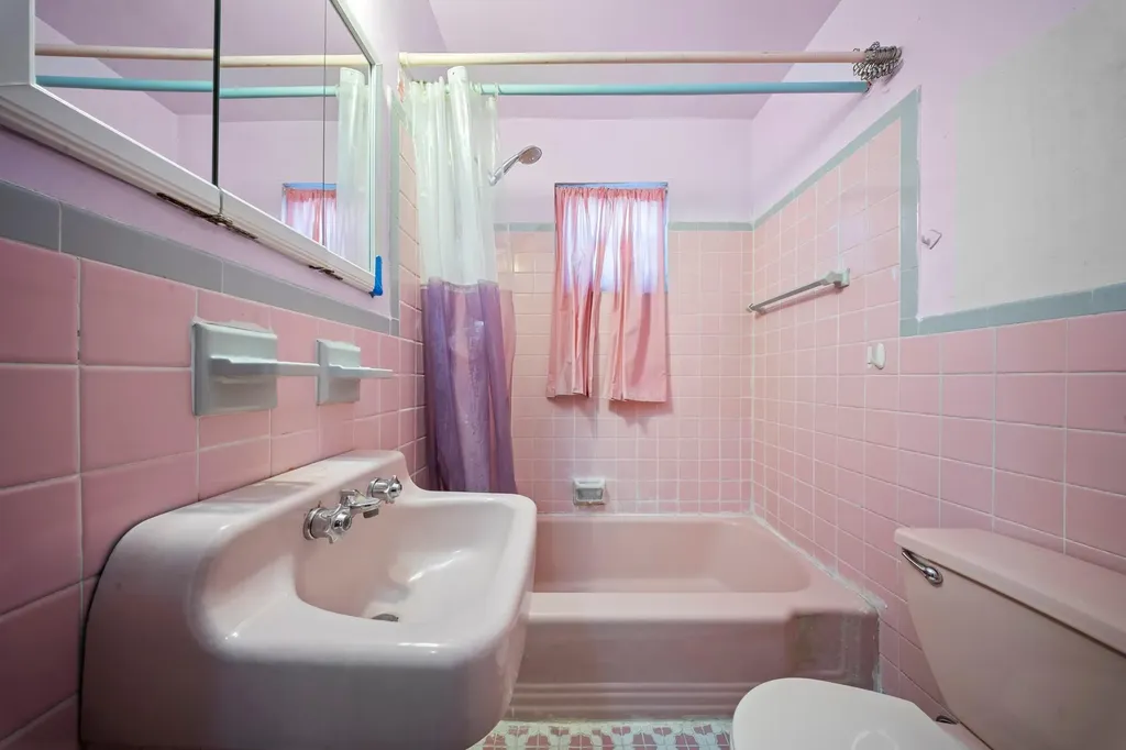 2019 Givan Avenue Bronx NY 10475