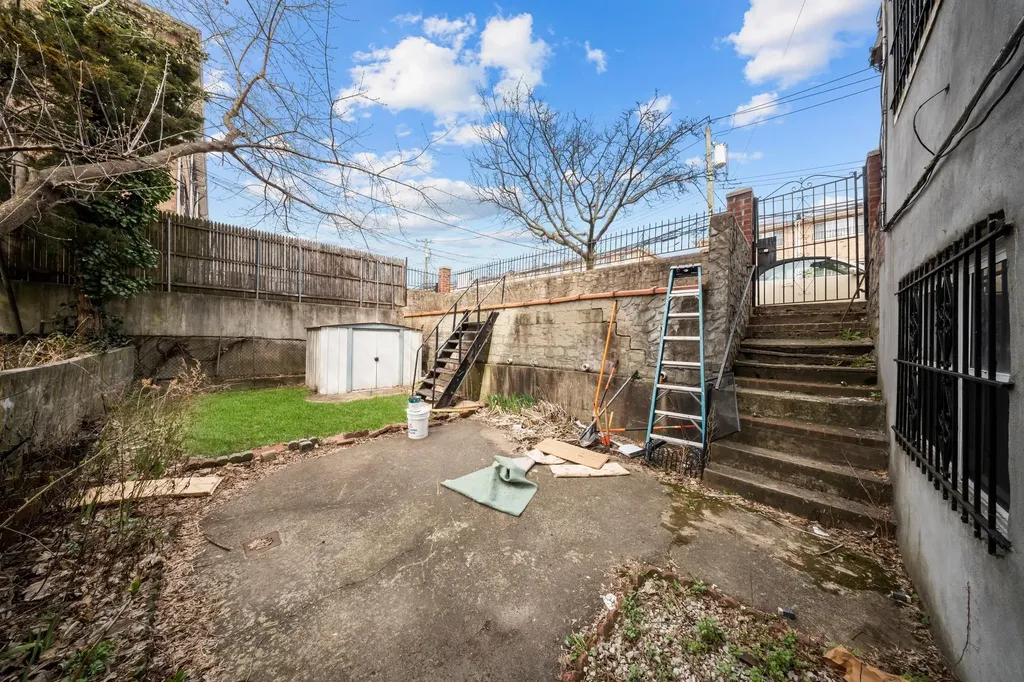 2019 Givan Avenue Bronx NY 10475