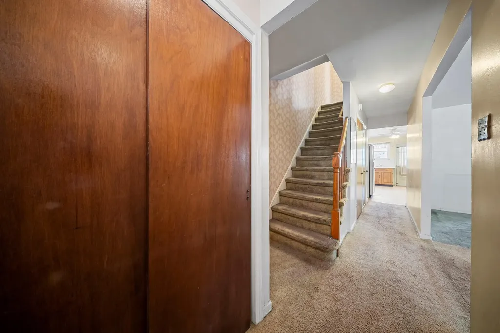 2019 Givan Avenue Bronx NY 10475