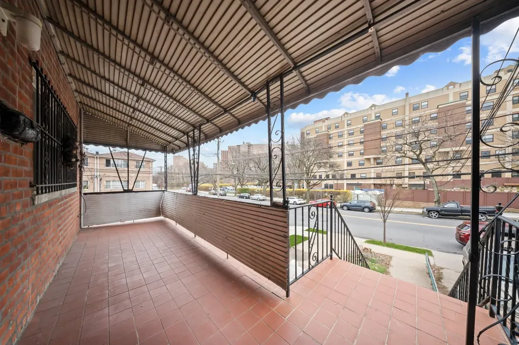 2019 Givan Avenue Bronx NY 10475