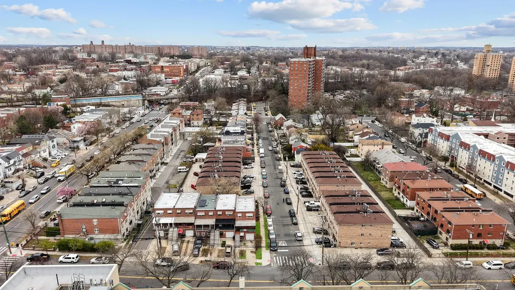 2019 Givan Avenue Bronx NY 10475