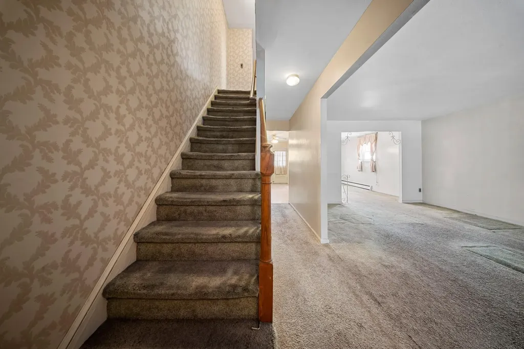 2019 Givan Avenue Bronx NY 10475