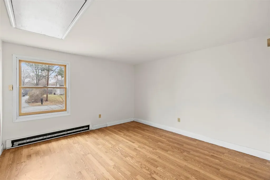 6 Amherst Street Red Hook NY 12571