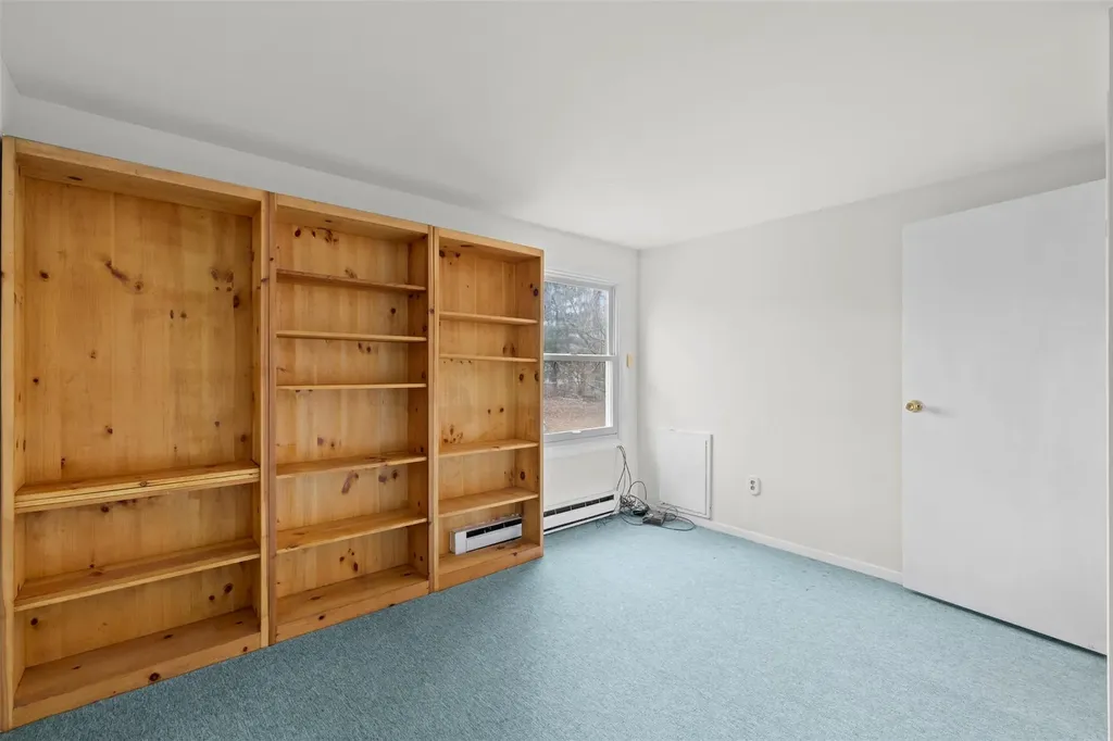 6 Amherst Street Red Hook NY 12571