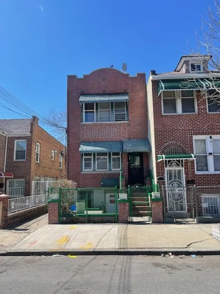 162 E 59th Street Brooklyn NY 11203