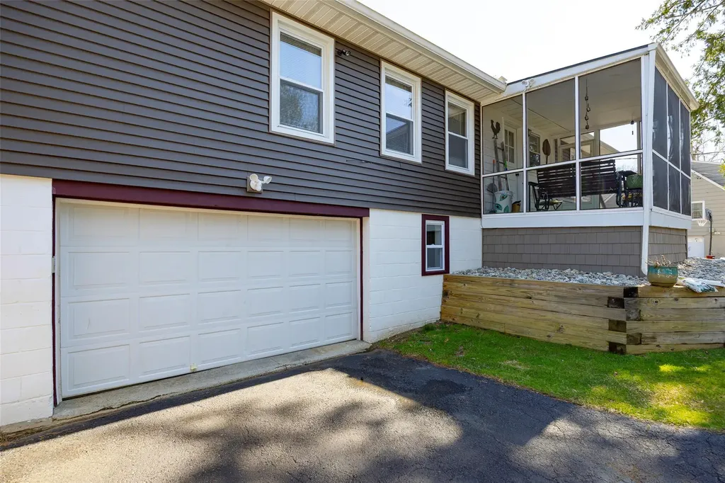 3 Saint Annes Road Poughkeepsie NY 12601