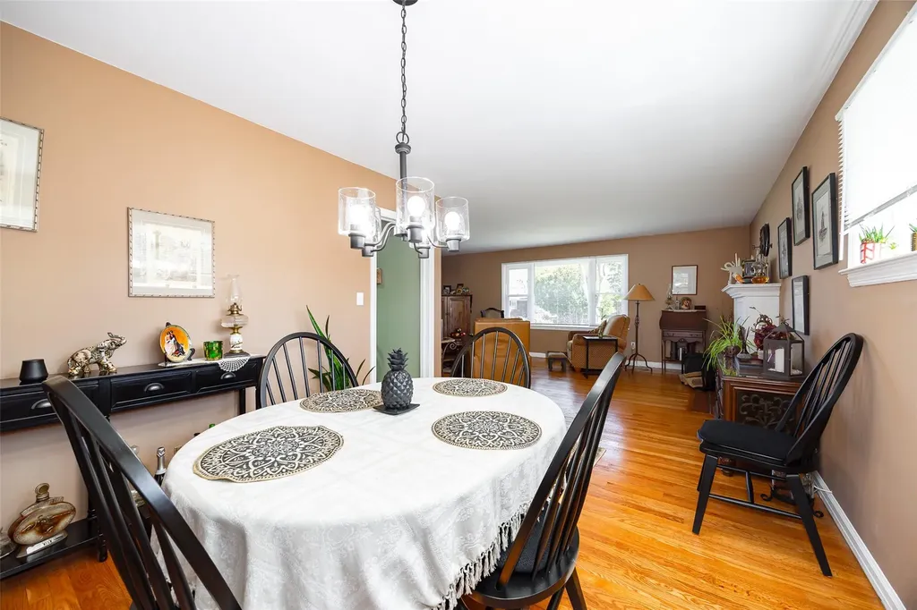 3 Saint Annes Road Poughkeepsie NY 12601