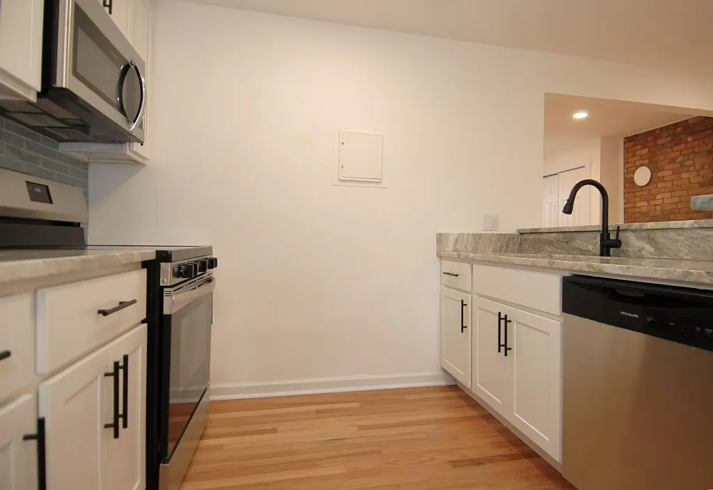 37 S Perry Street Poughkeepsie NY 12601