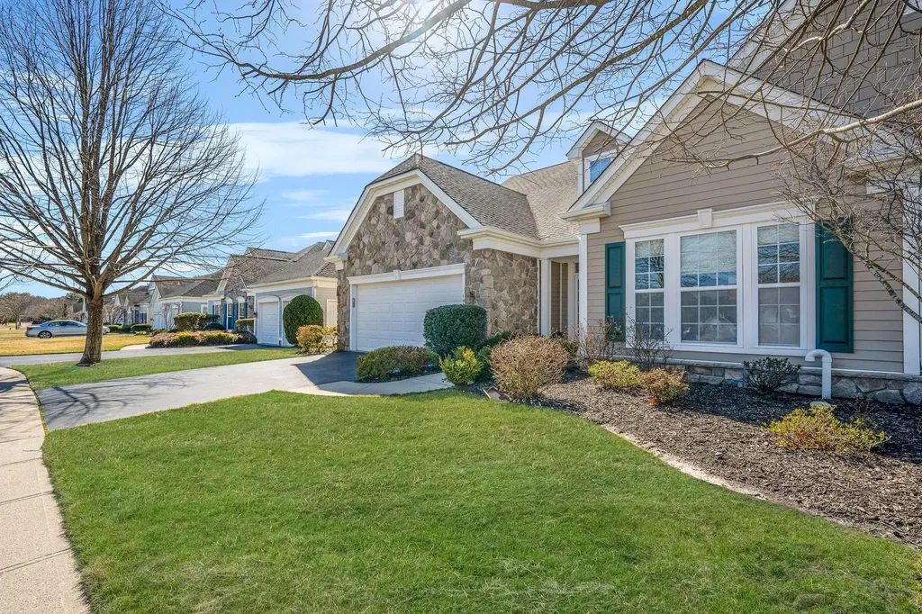 143 Scott Drive W Westhampton NY 11977