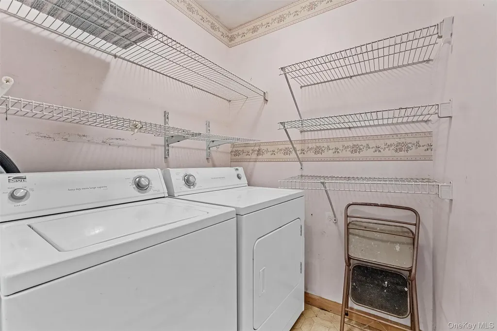 59 Glenacom Road Mahopac NY 10541