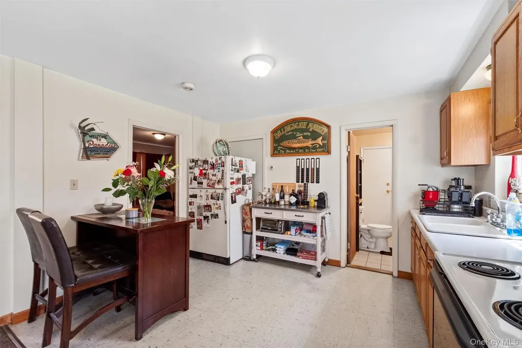 59 Glenacom Road Mahopac NY 10541