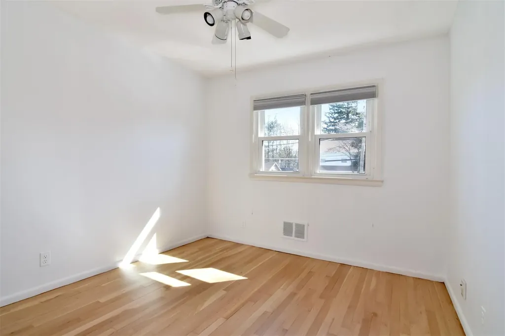 435 Carol Place Pelham NY 10803