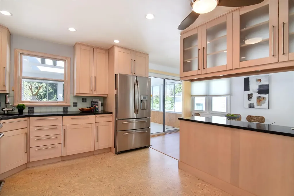 435 Carol Place Pelham NY 10803