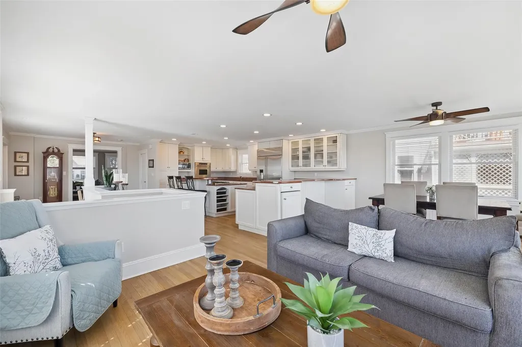 911 Stuart Avenue Mamaroneck NY 10543