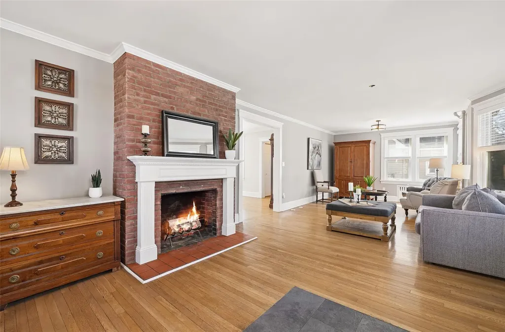 911 Stuart Avenue Mamaroneck NY 10543