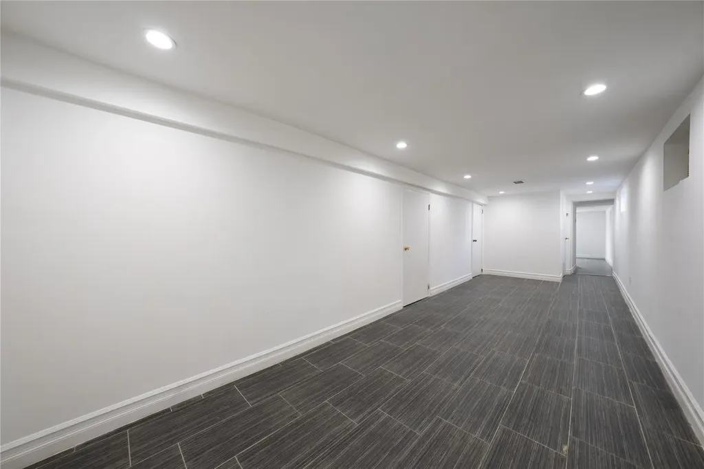 1555 Robertson Place Bronx NY 10465