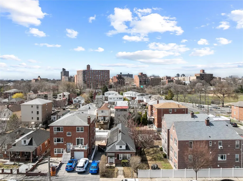1555 Robertson Place Bronx NY 10465