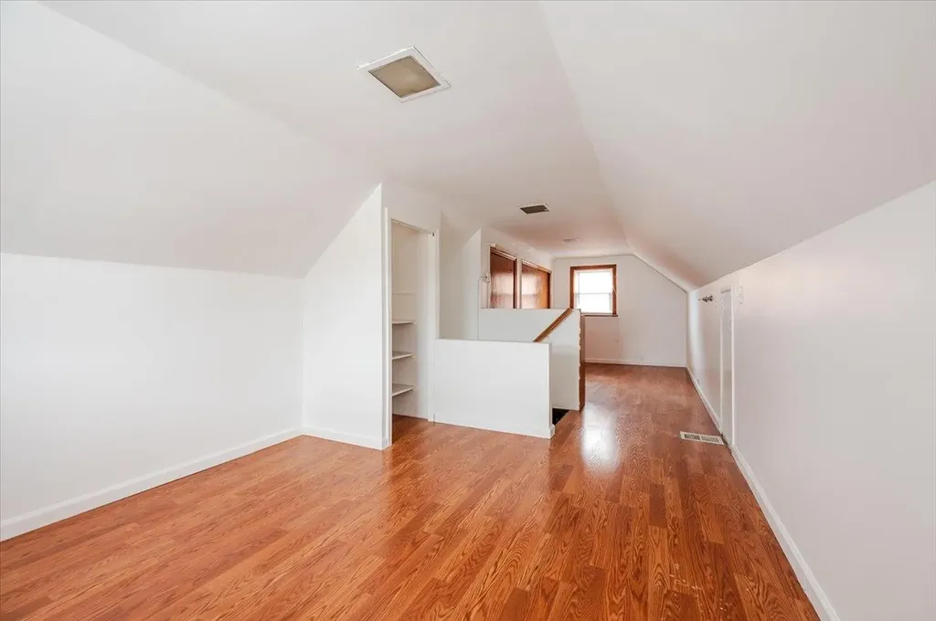 3042 Harding Avenue Bronx NY 10465