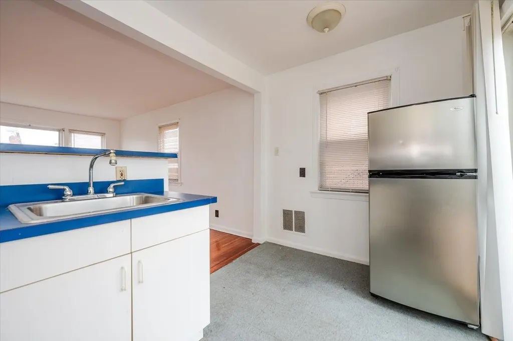 3042 Harding Avenue Bronx NY 10465
