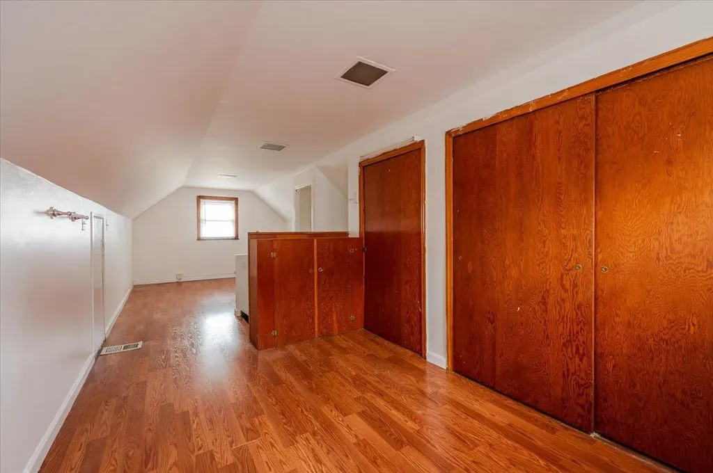 3042 Harding Avenue Bronx NY 10465