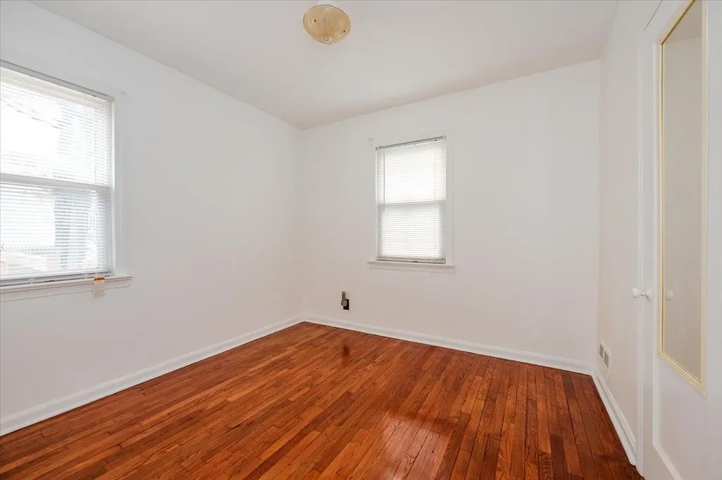 3042 Harding Avenue Bronx NY 10465