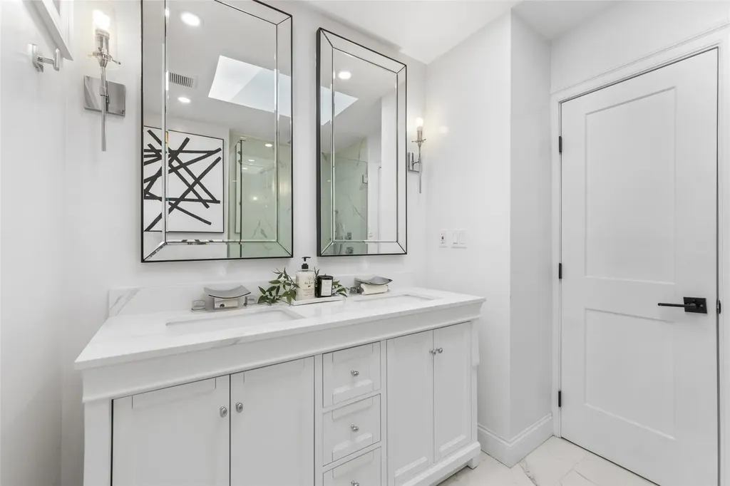 732 Jackie Lane Baldwin NY 11510