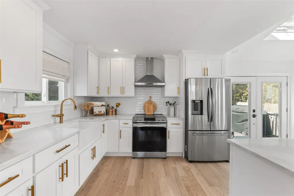 732 Jackie Lane Baldwin NY 11510