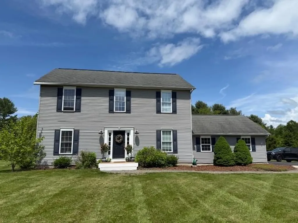 49 Macintosh Drive Claverack NY 12534