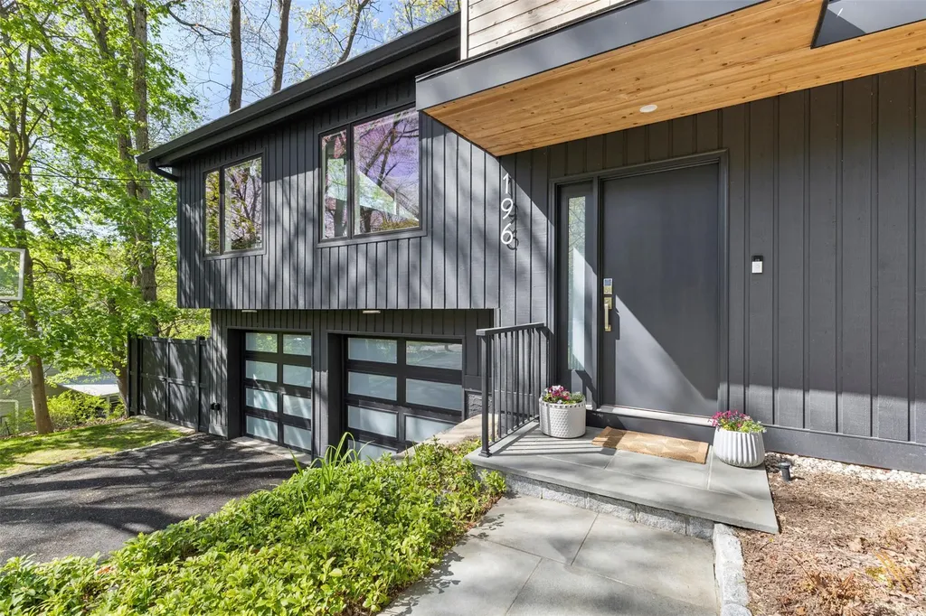 196 Riverview Road Irvington NY 10533