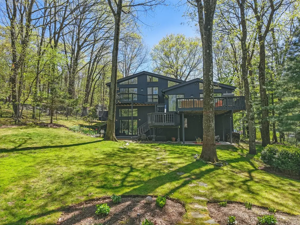 196 Riverview Road Irvington NY 10533