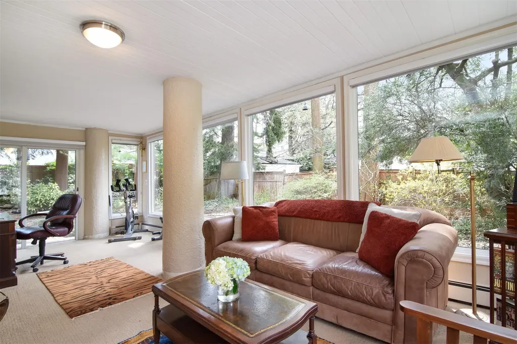 146 Pondfield Road W Bronxville NY 10708