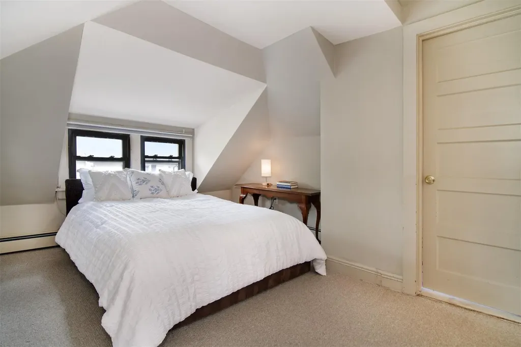 146 Pondfield Road W Bronxville NY 10708
