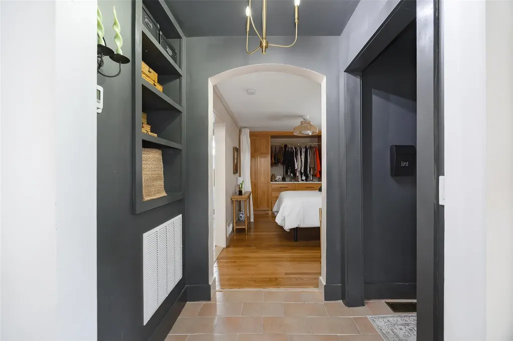 6 De Laval Place Poughkeepsie NY 12601