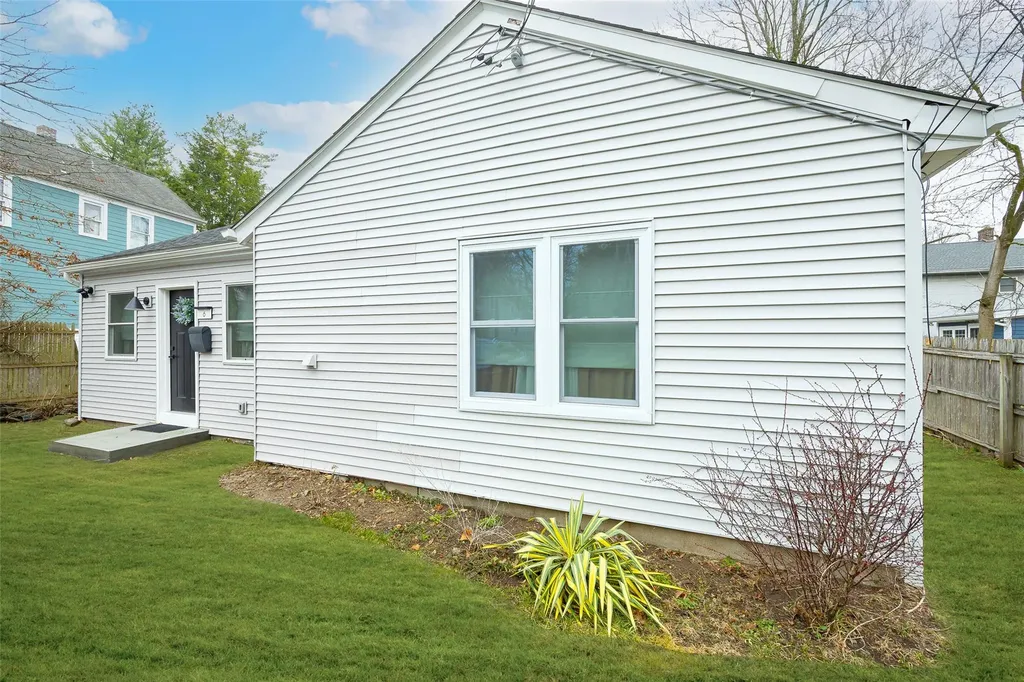 6 De Laval Place Poughkeepsie NY 12601
