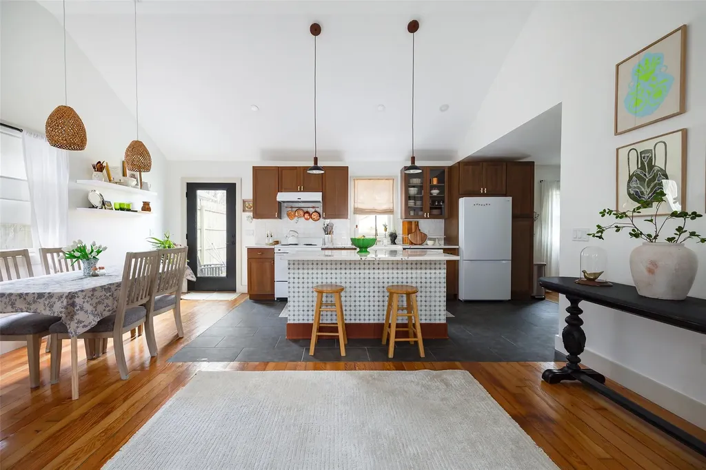6 De Laval Place Poughkeepsie NY 12601