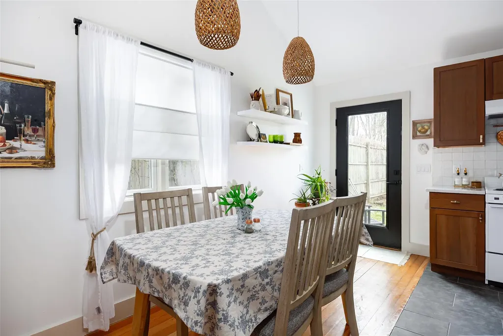 6 De Laval Place Poughkeepsie NY 12601