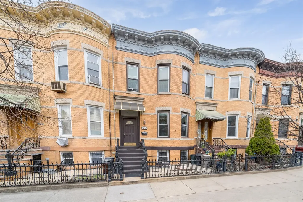 59-29 69th Avenue Ridgewood NY 11385