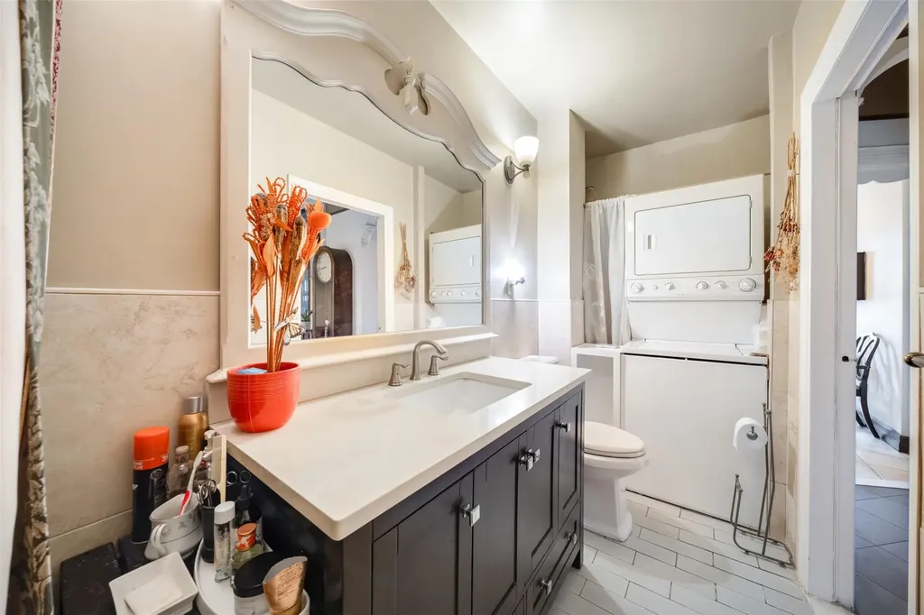 59-29 69th Avenue Ridgewood NY 11385