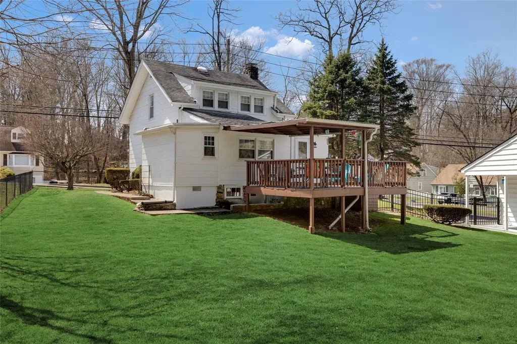 47 Pine Avenue Ossining NY 10562