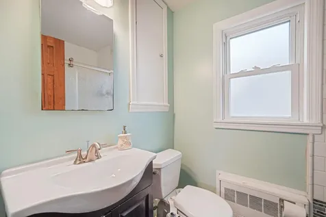 43 Coolidge Avenue Amity Harbor NY 11701