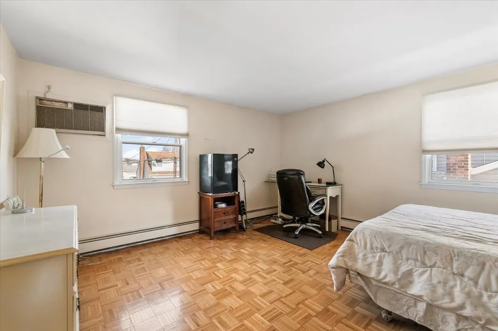 7 Cheshire Road Bethpage NY 11714