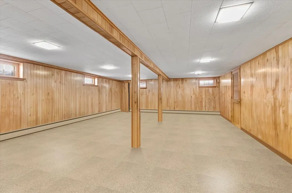7 Cheshire Road Bethpage NY 11714