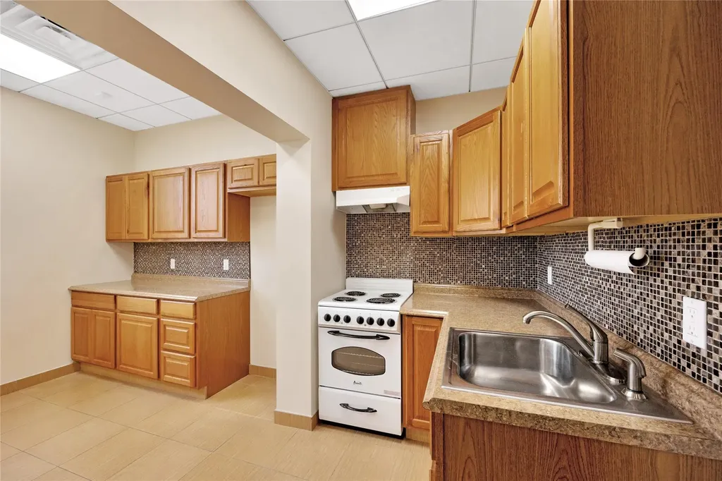 169 Liberty Avenue Mineola NY 11501