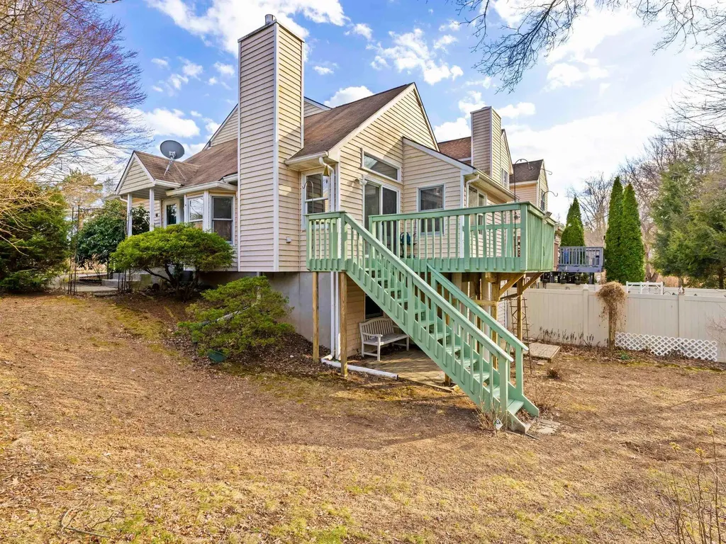 16 Red Maple Road Saugerties NY 12477