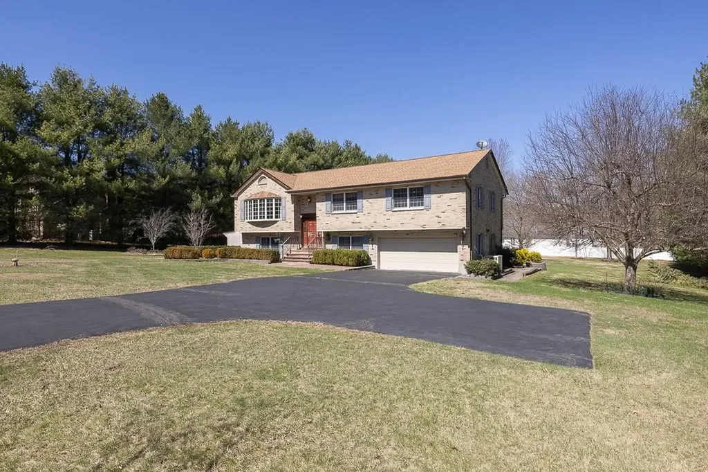 327 Route 210 Stony Point NY 10980