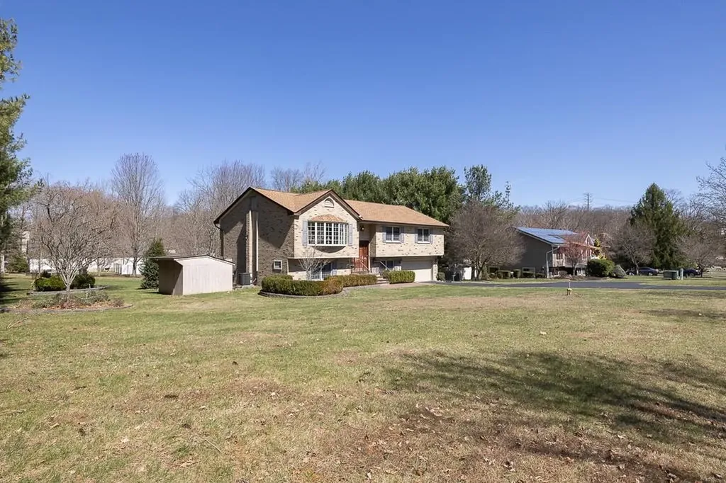 327 Route 210 Stony Point NY 10980