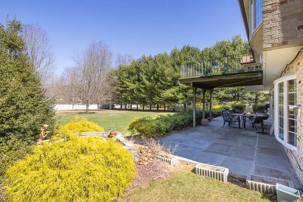 327 Route 210 Stony Point NY 10980