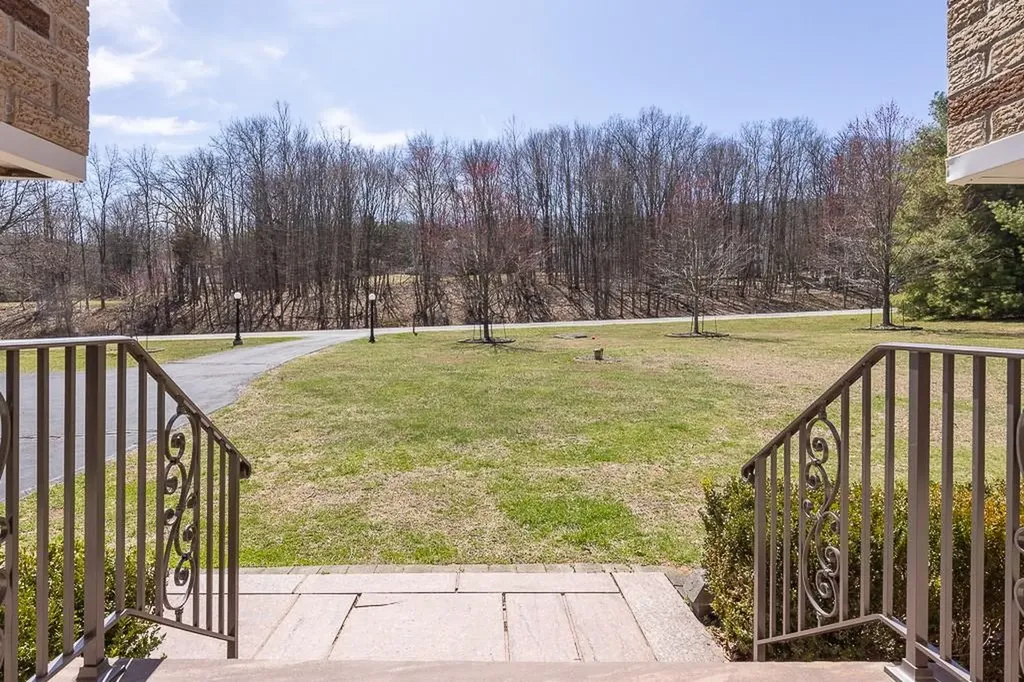 327 Route 210 Stony Point NY 10980