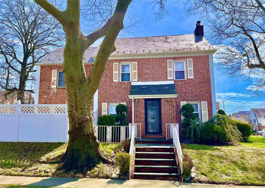 212-04 50th Avenue Bayside NY 11364